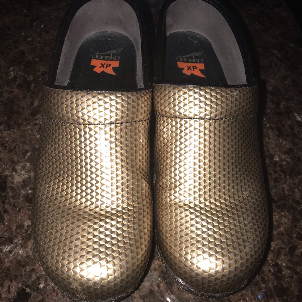 Gold dansko
